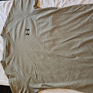Under armour dri wear shirt